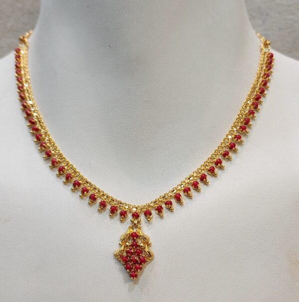 22kt Gold neclece with corals